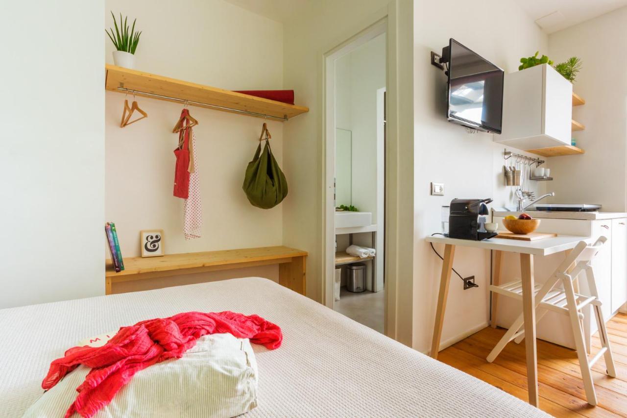 Duomo Views, Light, Jungle-Inspired Studio With Terrace Milano Ngoại thất bức ảnh